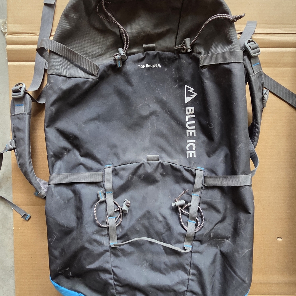 Lightweight 40L Backpack